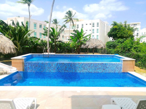 Villa En Venta En Playa Nueva Romana.