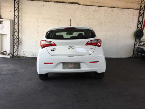 Imagem 5 de 14 de Hyundai Hb20 2015 1.0 Comfort Plus Flex 5p
