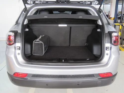 Jeep Compass LONGITUDE PLUS 2.4 AUT