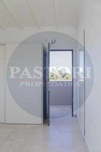 Imagen 10 de 17 de Excel. Duplex 3 Amb A Estrenar, Patio Cochera!