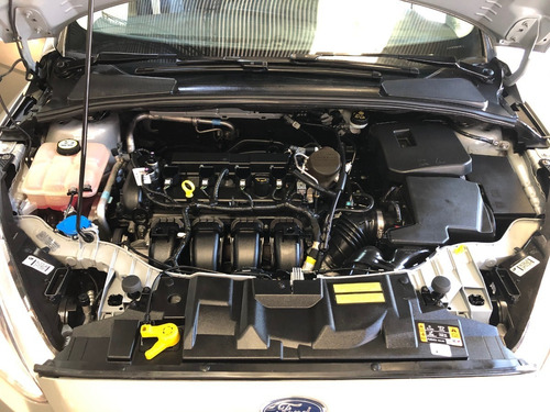Ford Focus Iii 2.0 Se Plus Mt 2015 Urion Autos