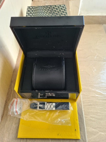 Relogio Breitling Avenger Skyline