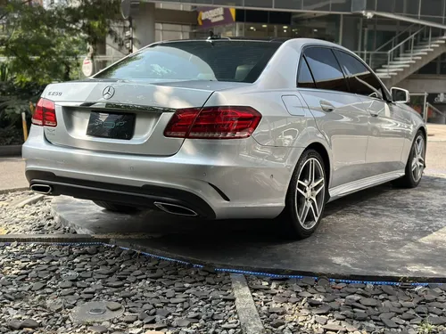 Mercedes-Benz Clase E 2.0 Cgi 211 hp
