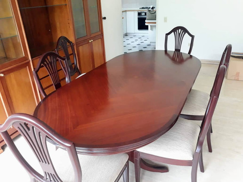 Juego/comedor,en Madera/1era Calidad Con 6 Sillas Como Nuev 