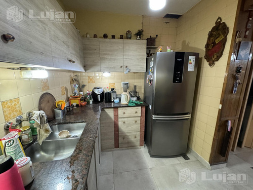 Venta Casa En Mataderos Albariño 900 - 5 Ambs Patio, Garage, Terraza
