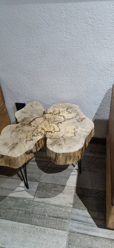 Mesa Ratona De Madera Y Hierro Unica