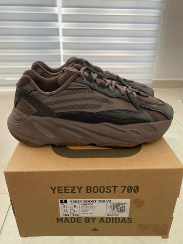 adidas Yeezy 700 Original