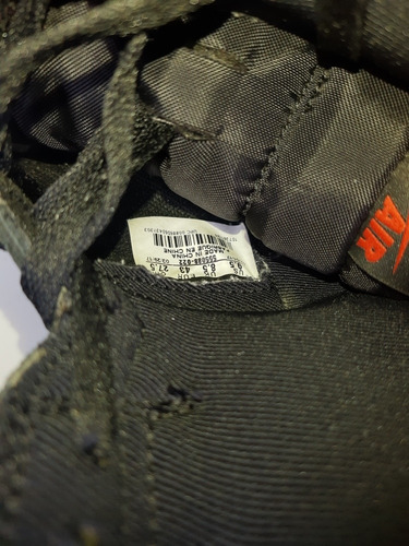 Air Jordan 1 High Triple Black