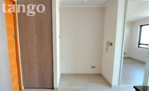 A Pasos Del Metro, Dpto De 1h/1b-est Y Bodega