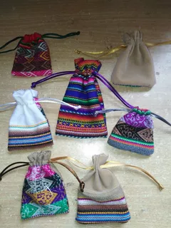 Lindas Bolsas De Pana En Tela Andina