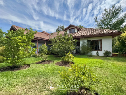 Preciosa Casa Chilena A La Venta Casa 5d Y 4b, Lo Barnechea