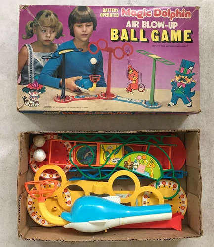 Magic Dolphin Air Blow Up Ball Game.  Juguete De Colección