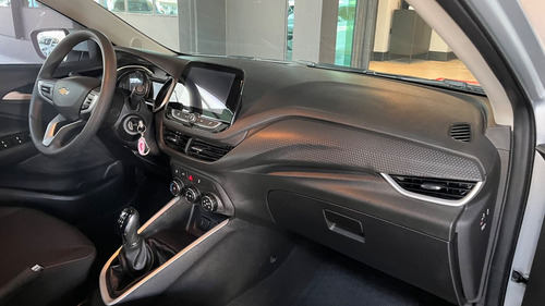 Chevrolet Onix SEDAN Plus LT 1.0 12V Flex 4p Mec.