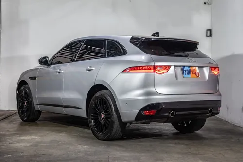Jaguar F-PACE 3.0 R-sport