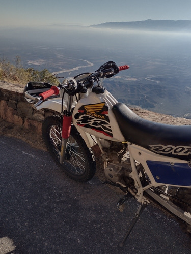 Imagen 1 de 4 de Honda Xr 200r