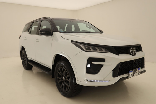 Toyota SW4 2.8 Tdi Gr-s 4x4 7as 6at