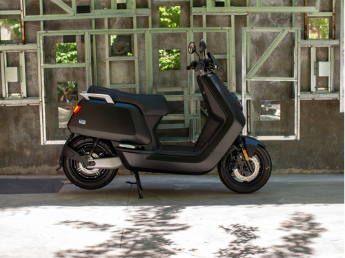 Imagen 5 de 15 de Moto Electrica Scooter Nuuv Nqi Ext Sport Bosch Litio