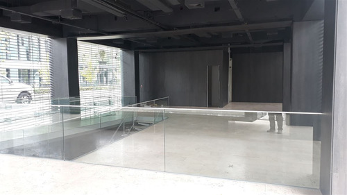 Local Comercial En Arriendo En Vitacura