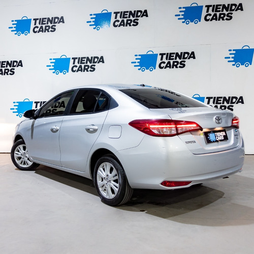 Imagen 2 de 8 de Toyota Yaris Xls 4 Puertas Mt