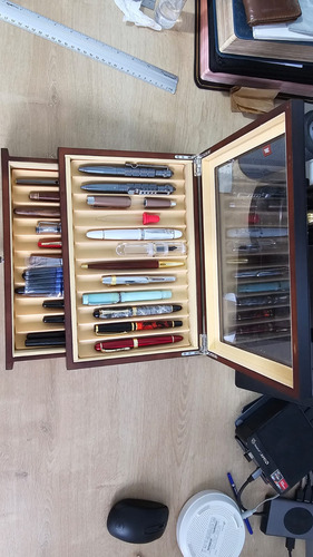 Mkd 2 Camada 23 Slots Display Display Case Caixa (Usado)