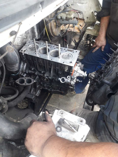 Imagen 15 de 15 de Renault Trafic 2.1 Diesel (larga)