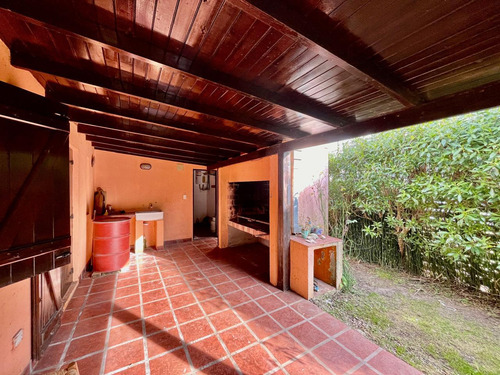 Casa En Balneario La Caleta