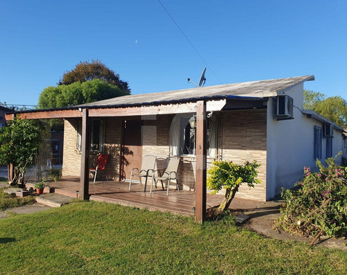 Hermosa Casa Con Piscina