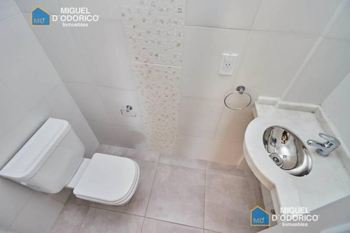 Venta Departamento 3 Ambientes Con Cochera En Parque Avellaneda