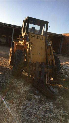Pá Carregadeira Case W18 Com Garfo E Concha