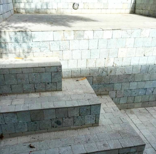 Imagen 9 de 10 de Construcción Piscinas En Hormigón