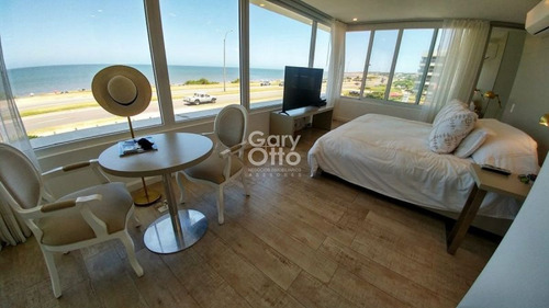 Imagen 9 de 28 de Moderna Y Con Increibles Vistas Al Mar - Primera Linea Mansa