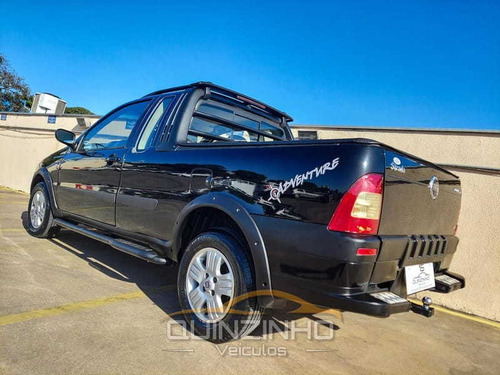 Imagem 4 de 12 de Fiat Strada Adventure 1.8 2006