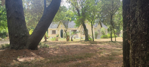 Imagen 3 de 30 de Oportunidad Financiada! Casa De Campo Estilo Inglés En San José!