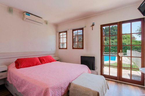 Venta De Casa 5 Ambientes En Banco Provincia - Zona Golf, Moreno