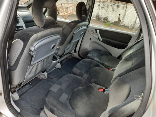 Imagem 13 de 15 de Citroën Xsara Picasso - Único Dono