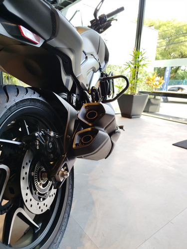 Dominar 400 Bajaj - Fp