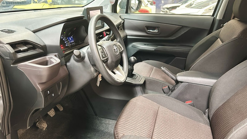 Toyota Avanza 1.5 Le Mt