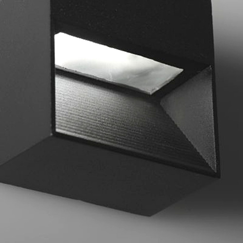 Imagen 3 de 4 de Aplique Exterior Led Integrad Aluminio Vidrio Ip54 Isch Leuk