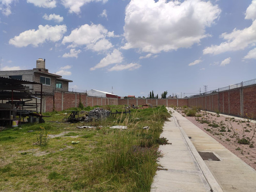 Venta De Terreno Para Desarrolladores 1950m2 En Ocotitlan Metepec