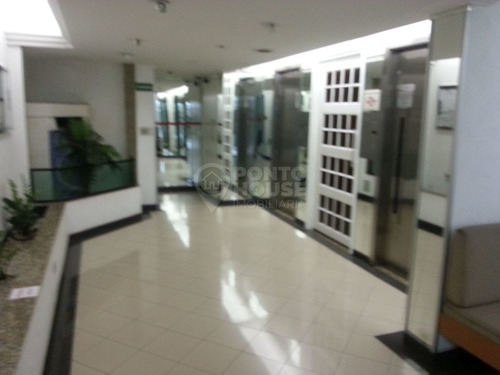 Locação De Apartamento 2 Dormitórios 1 Vaga No Bairro De Mirandópolis - Ph29837