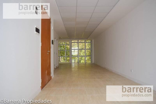 Piso De Oficina De 70 M2