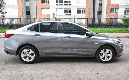 Chevrolet Onix 1.0T Premier Sedan At