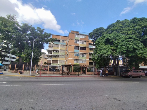 Apartamento En Venta - Delia Pereira