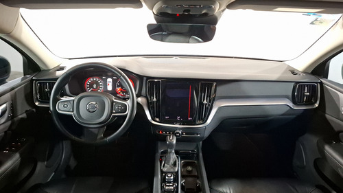 Volvo S60 2.0 T5 MOMENTUM AUTO