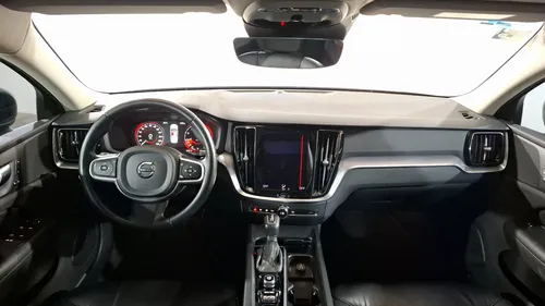 Volvo S60 2.0 T5 MOMENTUM AUTO