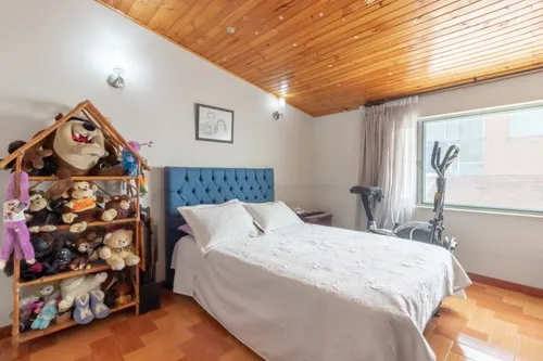 Casa En Venta En Batán. Cod V8277