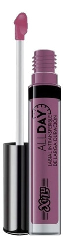 Labial Xúlu All Day color violeta mate