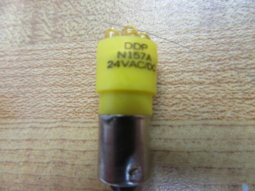 Allen Bradley 800e-n157a Miniature Lamp Light Bulb Clust Ccg