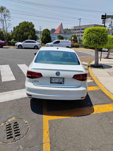 Volkswagen Jetta 2.5 Comfortline Tiptronic At