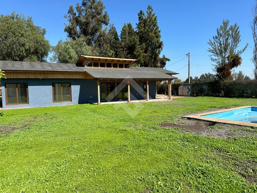 Arriendo En Tlgte Casa 3d 3b Con Piscina Y Riego En 1000 Mts